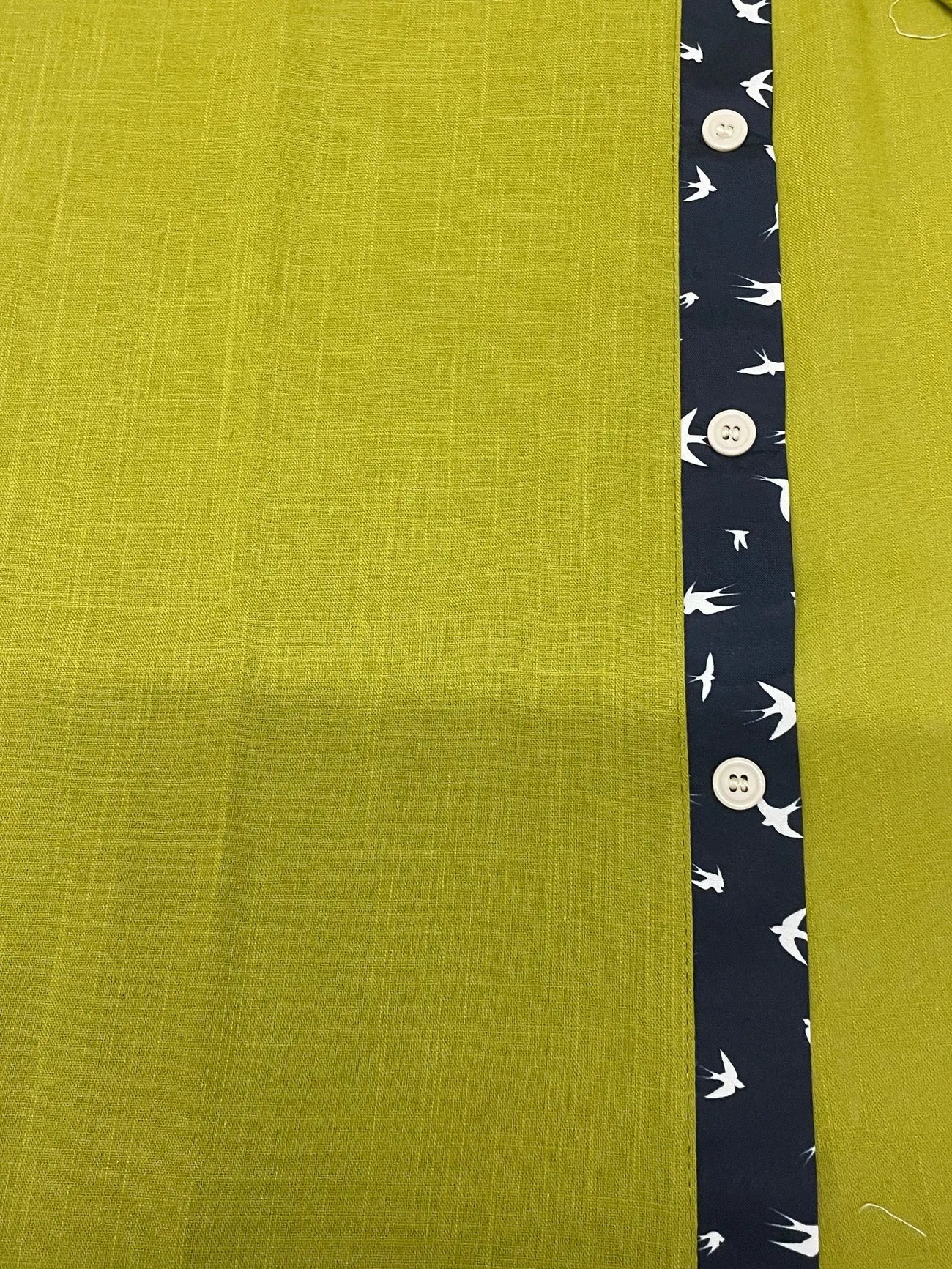 Chemise Élégante À Imprimé Oiseau Mignon